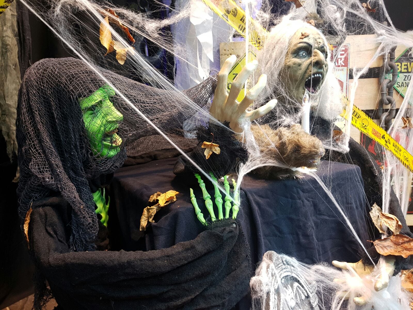 aankomen Offer gordijn Halloween decoratie huren of kopen | Specialist in Midden-Nederland